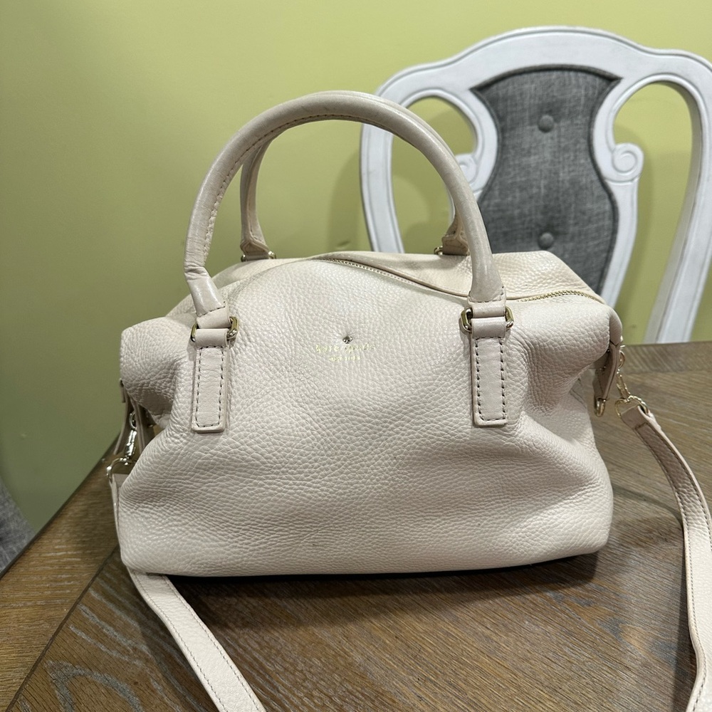 Kate spade Elegant Cream Handbag